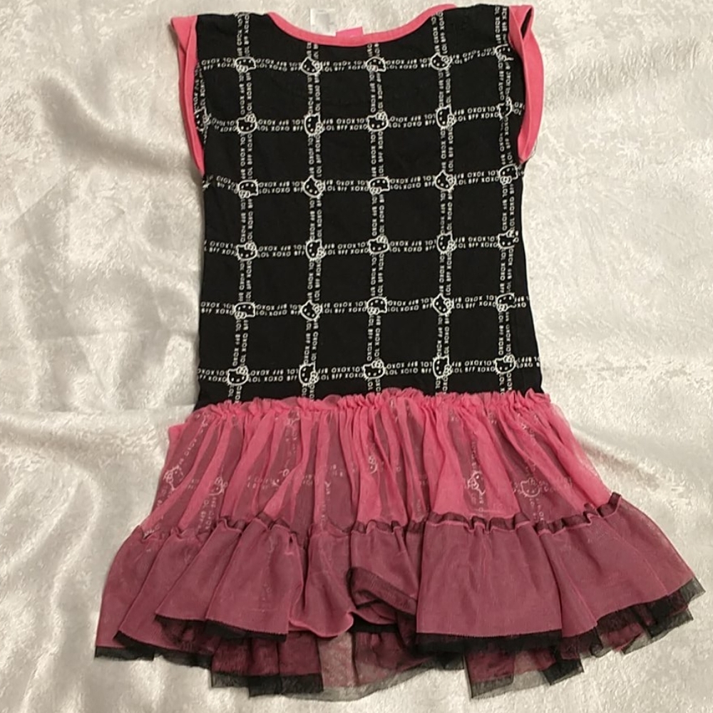 Hello kitty dress - Picture 5 of 5